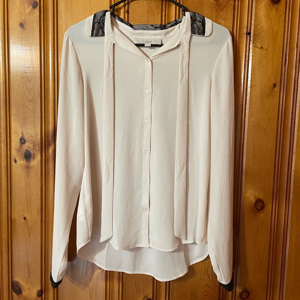 LOFT women’s blouse